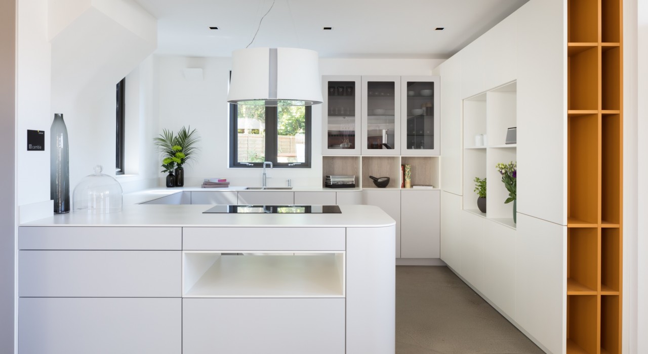  Arctic White and Silver Oak melamine concept kitchen
