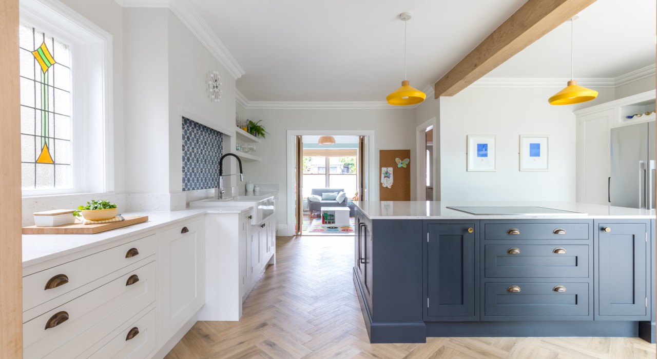 Kitchen Island 