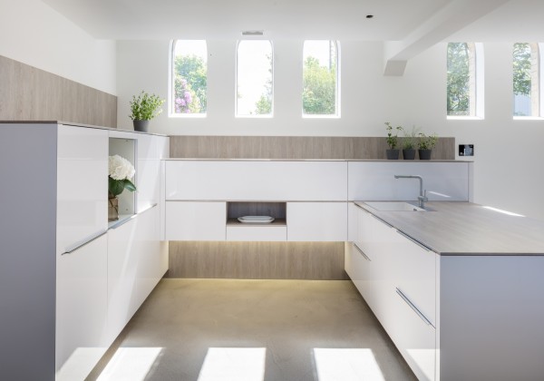 Light minimalist kitchen