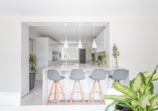 Classic white bespoke kitchen