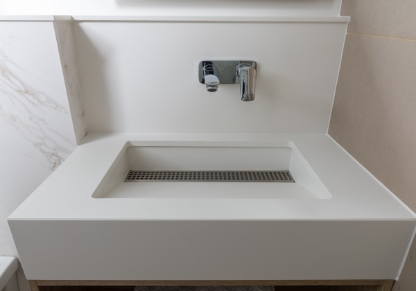 Dekton Basin