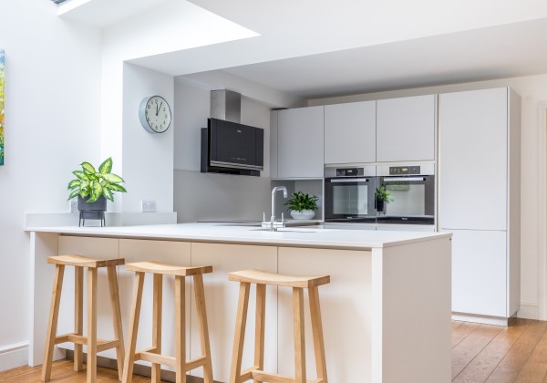 Dekton 20mm Kitchen counter top in Zenith White