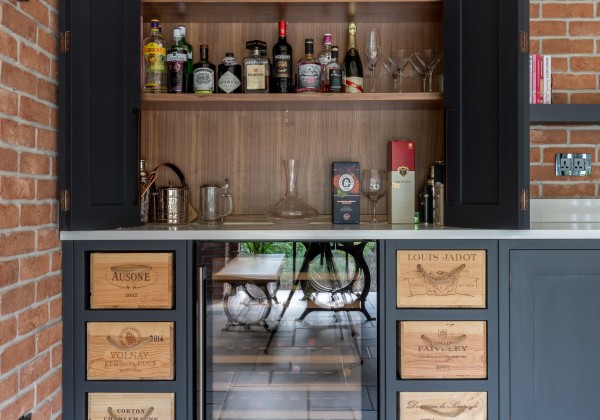 Dresser with bi-fold doors