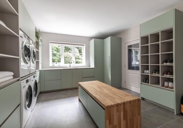 Tea Green & Oak kitchen illustration 6