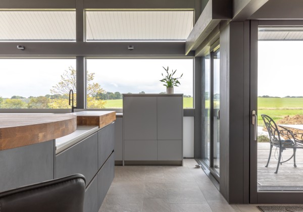Sussex Huf Haus kitchen illustration 8